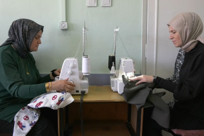 Bursa'da ihtiyaç sahibi çocukların bayramlıkları kursiyerlerinden