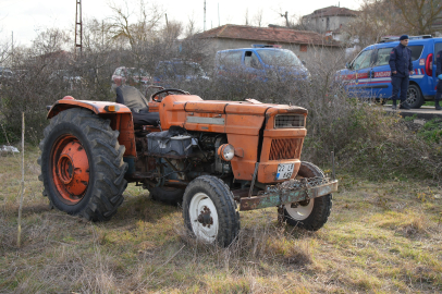 Edirne'de traktörün altında kalan çiftçi hayatını kaybetti