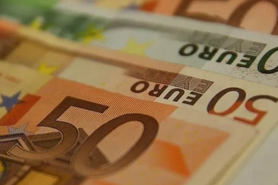 Euro tüm zamanların rekorunu kırdı: 1 Euro 40 lirayı geçti