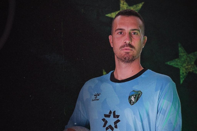 Harun Tekin’le yolar ayrıldı