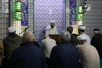 Bursa İnegöl'de Hafız Halil İbrahim Baş Yeniceköy Mahallesi cemaatiyle buluştu