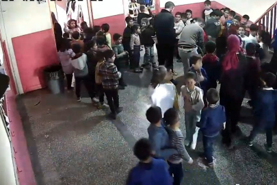 Diyarbakır'da boğazına şeker kaçan çocuk Heimlich manevrasıyla kurtarıldı