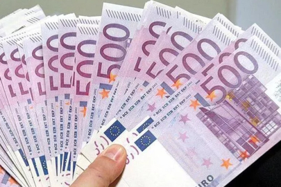 Euro tarihi zirveyi gördü