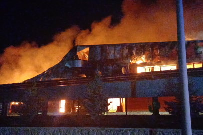 Çorum'daki fabrika yangında dumandan etkilenen 3 kişi hastaneye kaldırıldı