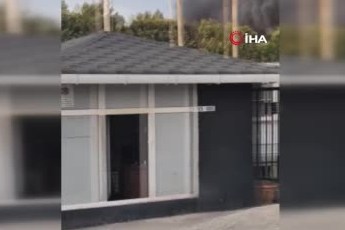 İstanbul Arnavutköy’de fabrikanın bahçesinde korkutan yangın