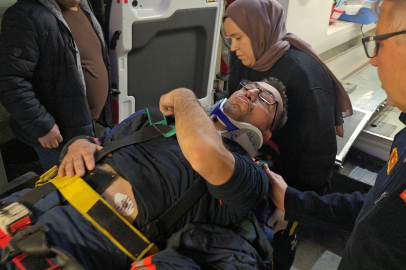 Zonguldak'ta çatı katında çıkan yangına müdahale eden itfaiye eri yaralandı