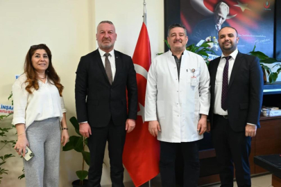 Bursa Karacabey Belediye Başkanı Karabatı’dan 14 Mart Tıp Bayramı’nda anlamlı ziyaret