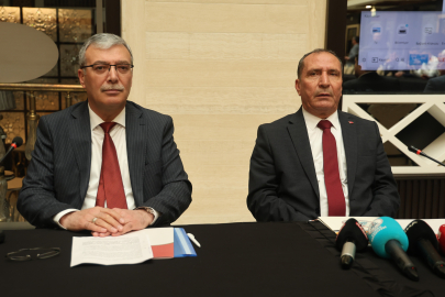 Konya'da Yeniden Refah Partisinden 2 belediye başkanı istifa etti