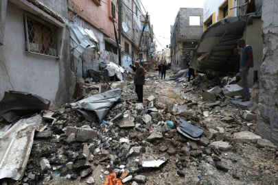 Soykırımcı İsrail, Tulkerim kentindeki saldırılarını 47. gününde sürdürüyor