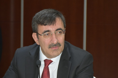 Cevdet Yılmaz: Kültürel ırkçılık olan İslam düşmanlığını lanetliyoruz