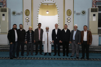 İnegöl Belediyesi teravih programlarına devam ediyor