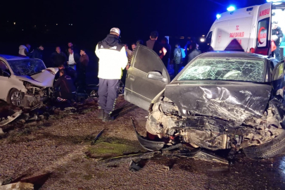 Kahramanmaraş'ta feci kaza: Aracın içinde sıkıştı