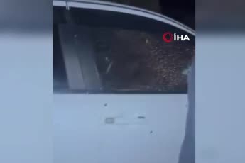 Şanlıurfa'da meclis üyesinin aracı çapraz ateşe tutuldu