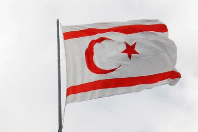 KKTC’de kız öğrenciler ortaokullarda "bone ve bandana" ile derse girebilecek