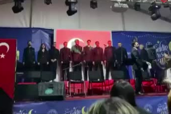 İstanbul Gaziosmanpaşa'da Ramazan etkinlik çadırında sahne çöktü