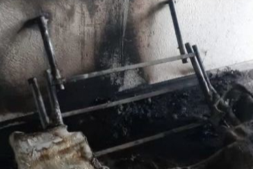 Antalya'da sobadan çıkan yangın evde zarara neden oldu