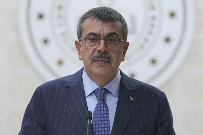 Bakan Tekin: Meslek ortaokullarını hayata geçirmeyi düşünüyoruz