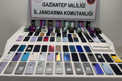 Gaziantep'te 2 milyon TL değerinde kaçak telefon ele geçirildi