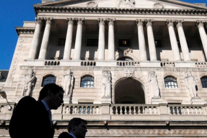 İngiltere Merkez Bankası faizi sabit tuttu