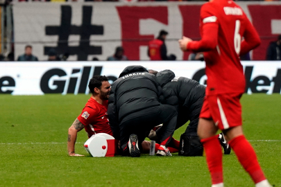 Kaan Ayhan sakatlandı