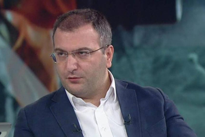 Cem Küçük’ten dikkat çeken sözler: ‘Devlet unutmaz! Sokağa çıkarsanız not edilirsiniz’