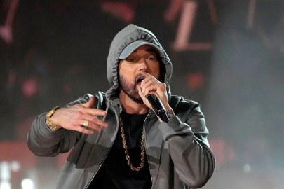 Eminem'in şarkıları sızdırıldı: FBI, eski çalışanının evini aradı