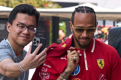 Lewis Hamilton'tan ilk pole pozisyonu