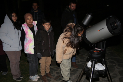 Bursalı çocuklar, ‘Ekinoks Macerası’ etkinliğiyle gökyüzünü gözlemledi