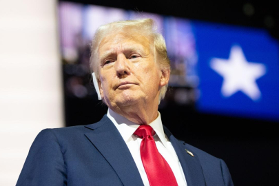 Trump'tan uzayda mahsur kalan astronotlara fazla mesai ödenmesi teklifi