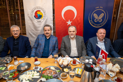 Bursa Ticaret Borsası'nın sahur programına kent protokolü katıldı