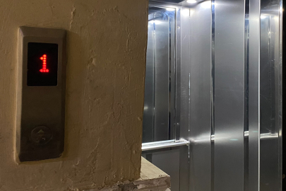 Diyarbakır’da asansör boşluğuna düşen apartman görevlisi hayatını kaybetti