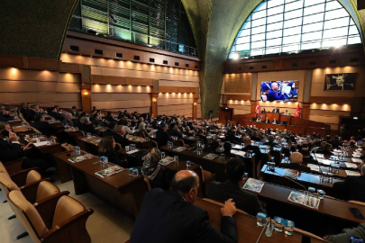 İBB Meclisi’nin olağanüstü toplantısı iptal edildi