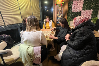 Bursa'da bu kahvehaneye erkeklerin girmesi yasak!