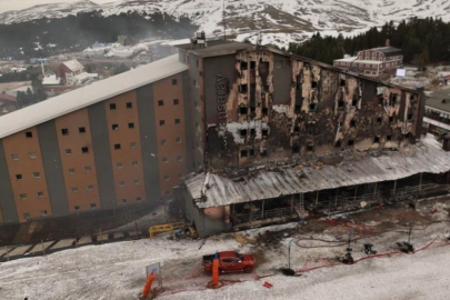 Bursa Uludağ'da yanan otel günün ağırınca dronla böyle görüntülendi!