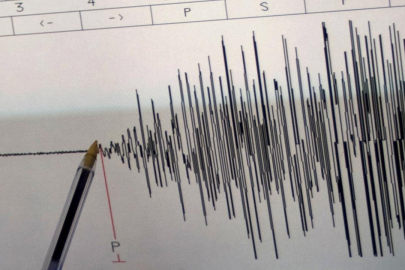 Myanmar'da 7,7 büyüklüğünde deprem