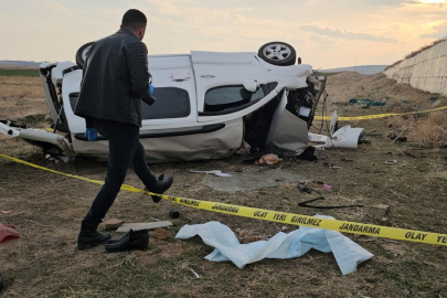 Bitlis'te bayramlaşmadan dönen muhtarın aracı şarampole yuvarlandı: 1 ölü