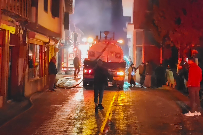 Karabük'te iki ev alevlere teslim oldu