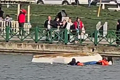 Tekirdağ'da deniz bisikletiyle tur atan 4 kişi göle düştü