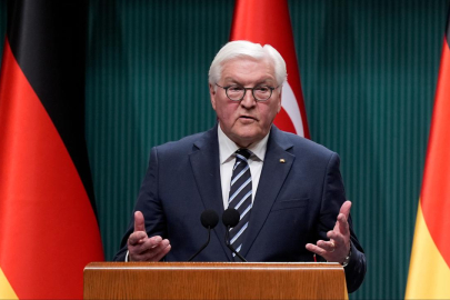 Steinmeier'in "Karabağ" paylaşımı nedeniyle Azerbaycan'dan özür diledi
