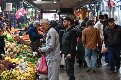 Bakan Bolat CHP'nin boykot çağrılarına rağmen alışveriş yapanlara teşekkür etti