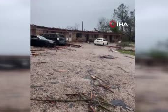 ABD'yi vuran hortumda ölü sayısı 4'e yükseldi