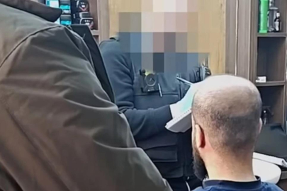 İngiltere'de Türk berber dükkanları birer birer basıldı! On binlerce sterlin...