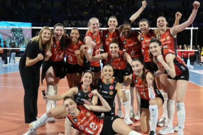 Eczacıbaşı Dynavit adını finale yazdırdı!