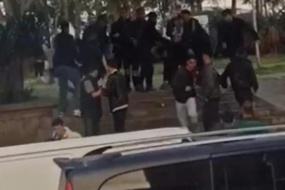 Parkta iki grup tekme tokat birbirine girdi