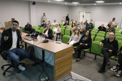 Bursa Mimarlar Odası tarafından yanmayan ahşap tanıtıldı