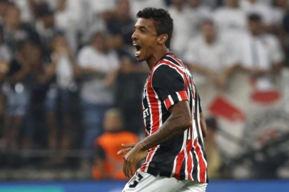 Fenerbahçe'nin eski yıldızı hastaneye kaldırıldı