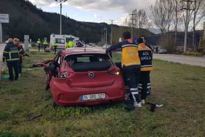 Karabük'te tırla çarpışan otomobilde ölenlerin sayısı 5 oldu