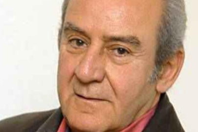 Usta tiyatrocu ve oyuncu Ahmet Levendoğlu hayatını kaybetti!