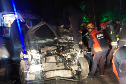 Erzurum'da freni tutmayan kamyonet 6 aracı biçti: 7 yaralı