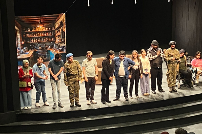 Bursa Kent Konseyi Engelliler Meclisinin tiyatro oyunu takdir edildi